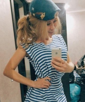 Я живу в Москве, и теперь ты можешь обрести все, о чем только мечтаешь прямо здесь, в Москве. У меня есть широкий спектр услуг для твоего удовольствия, от незабываемых эротических массажей до страстного секса. Моя опытность и талант оставят тебя безразличным. Посмотри мои фото и читай отзывы, чтобы убедиться, насколько я прекрасна и знаю, как удовлетворить мужчину. Жду звонка от тебя, чтобы создать незабываемые впечатления в Москве. 💕 Алечка